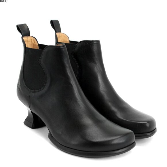 Fluevog Danke Black Low Heel Chelsea Boot - Picture 3 of 10